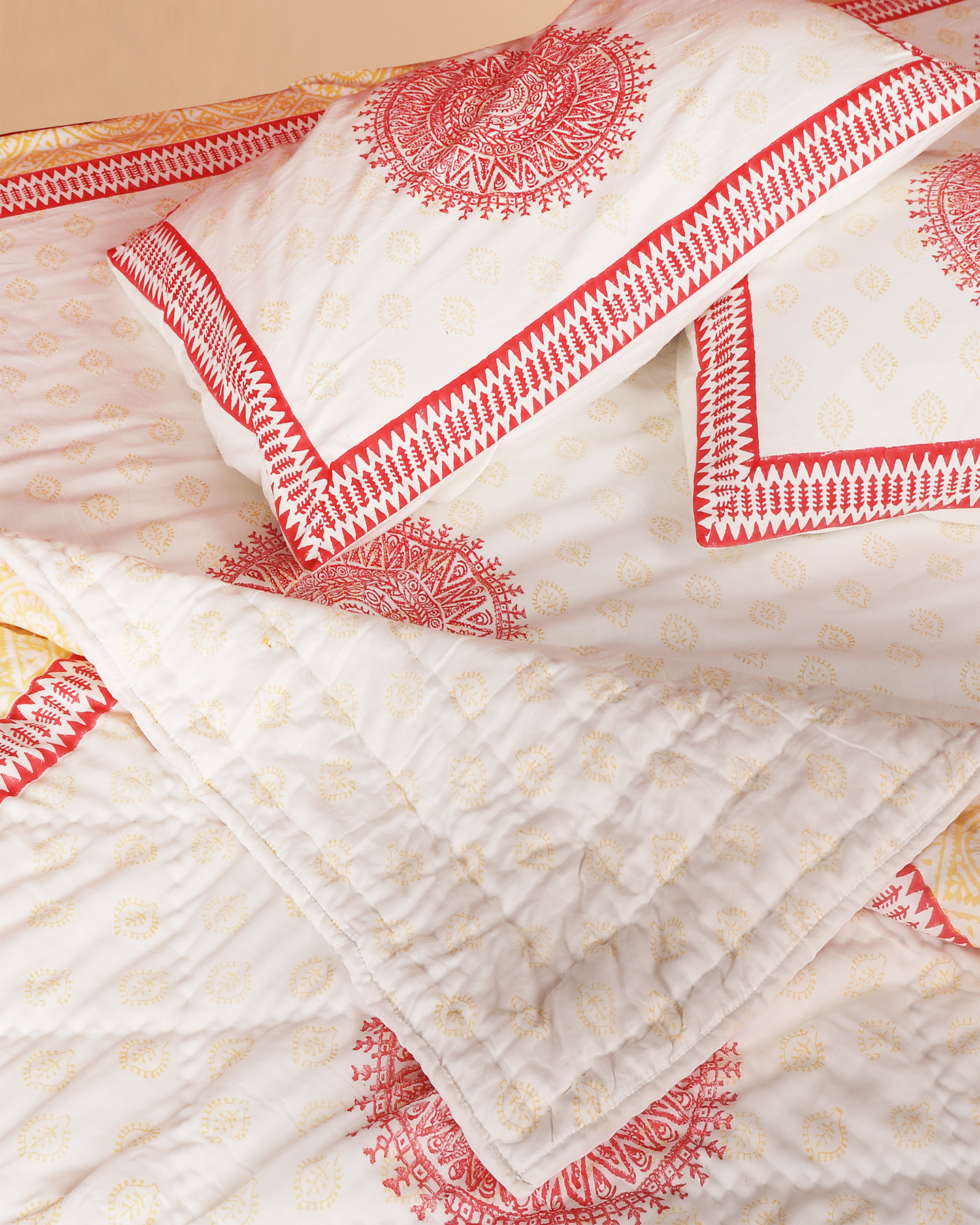 White Hand Block Printed Reversible Single Quilt Set (Set of 2) with Pillow Cover